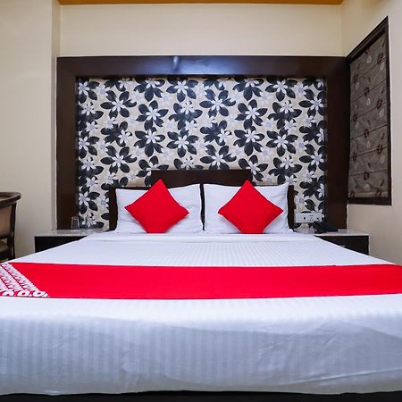 ניו דלהי Hotel O J P Inn Near Patel Nagar Metro Station מראה חיצוני תמונה
