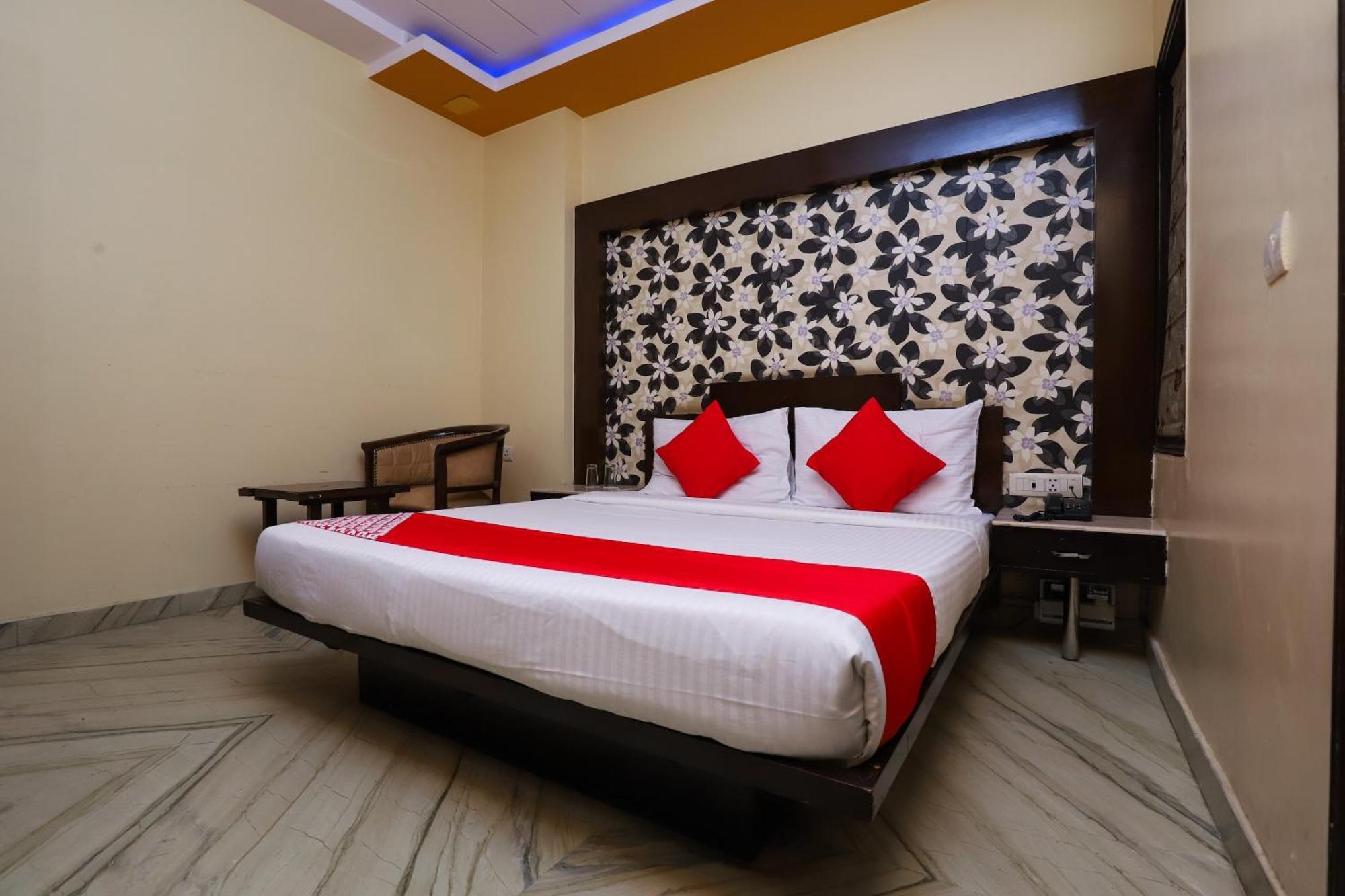 ניו דלהי Hotel O J P Inn Near Patel Nagar Metro Station מראה חיצוני תמונה