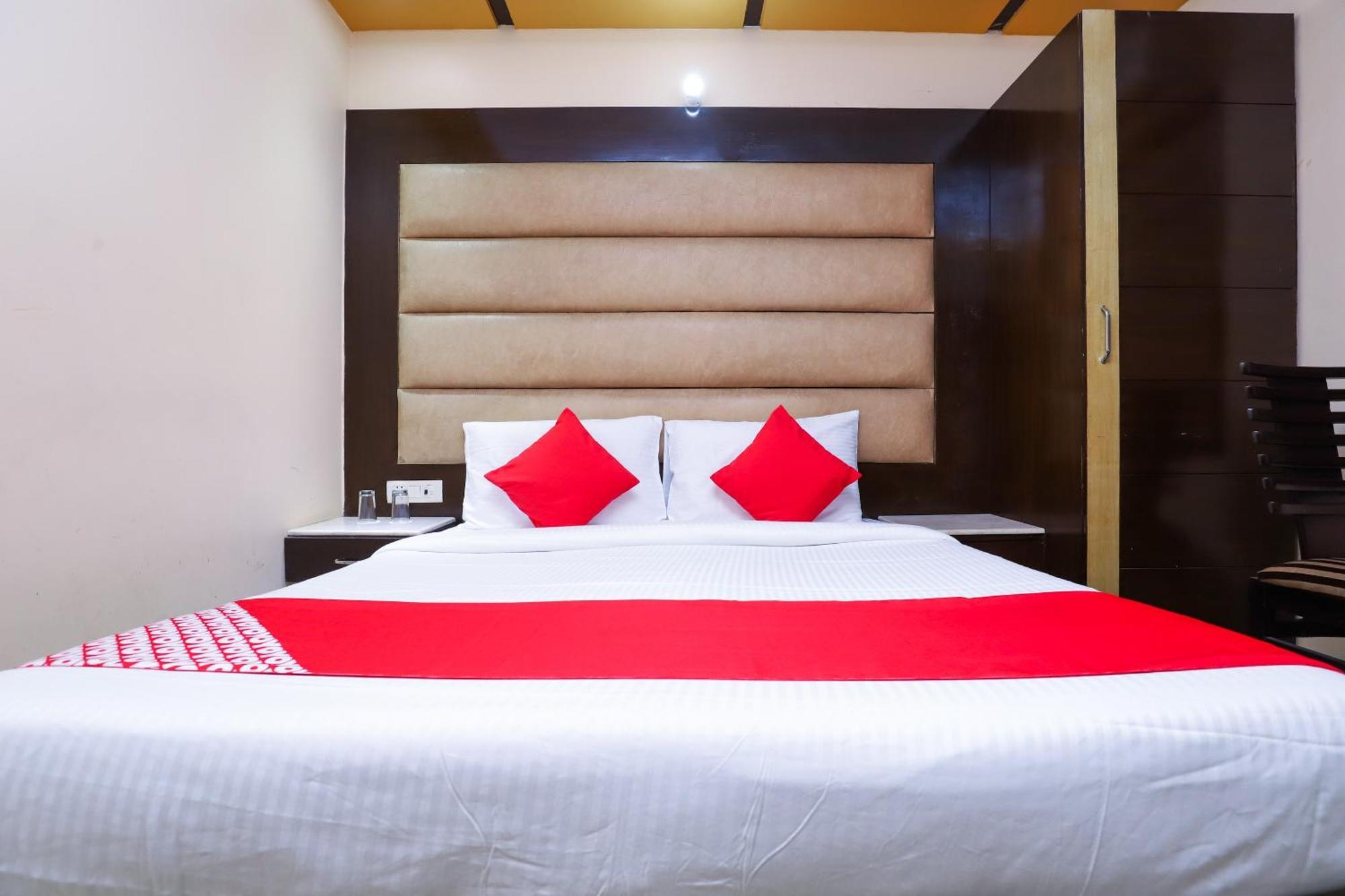 ניו דלהי Hotel O J P Inn Near Patel Nagar Metro Station מראה חיצוני תמונה