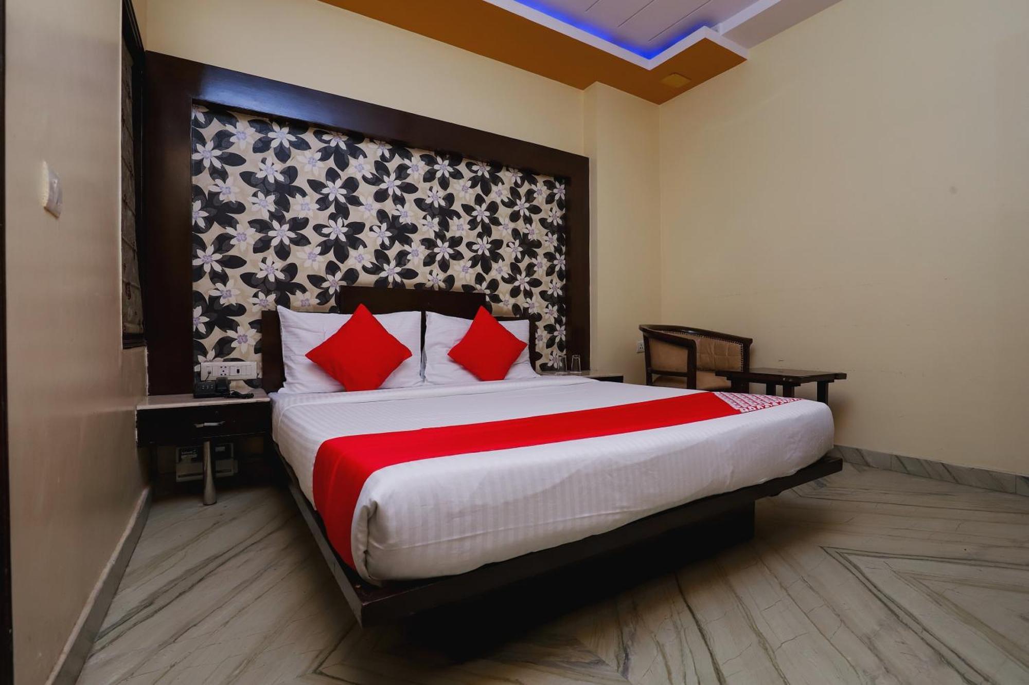 ניו דלהי Hotel O J P Inn Near Patel Nagar Metro Station מראה חיצוני תמונה