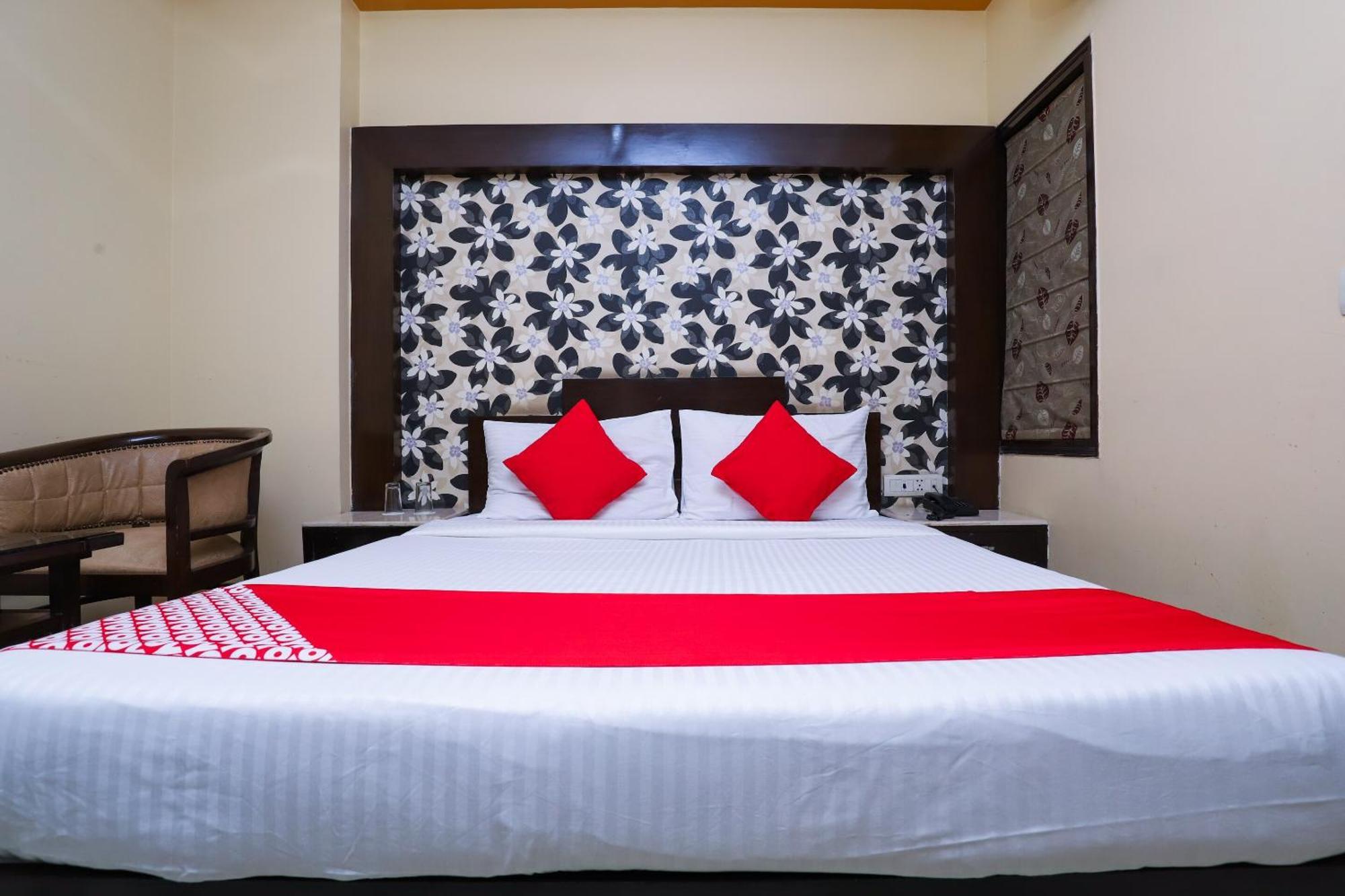 ניו דלהי Hotel O J P Inn Near Patel Nagar Metro Station מראה חיצוני תמונה